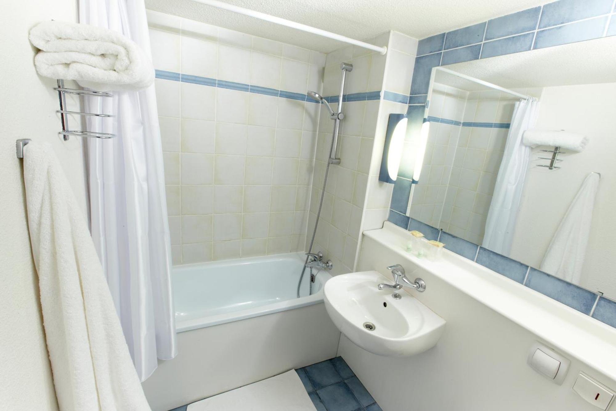 Campanile Marmande Hotell Rum bild