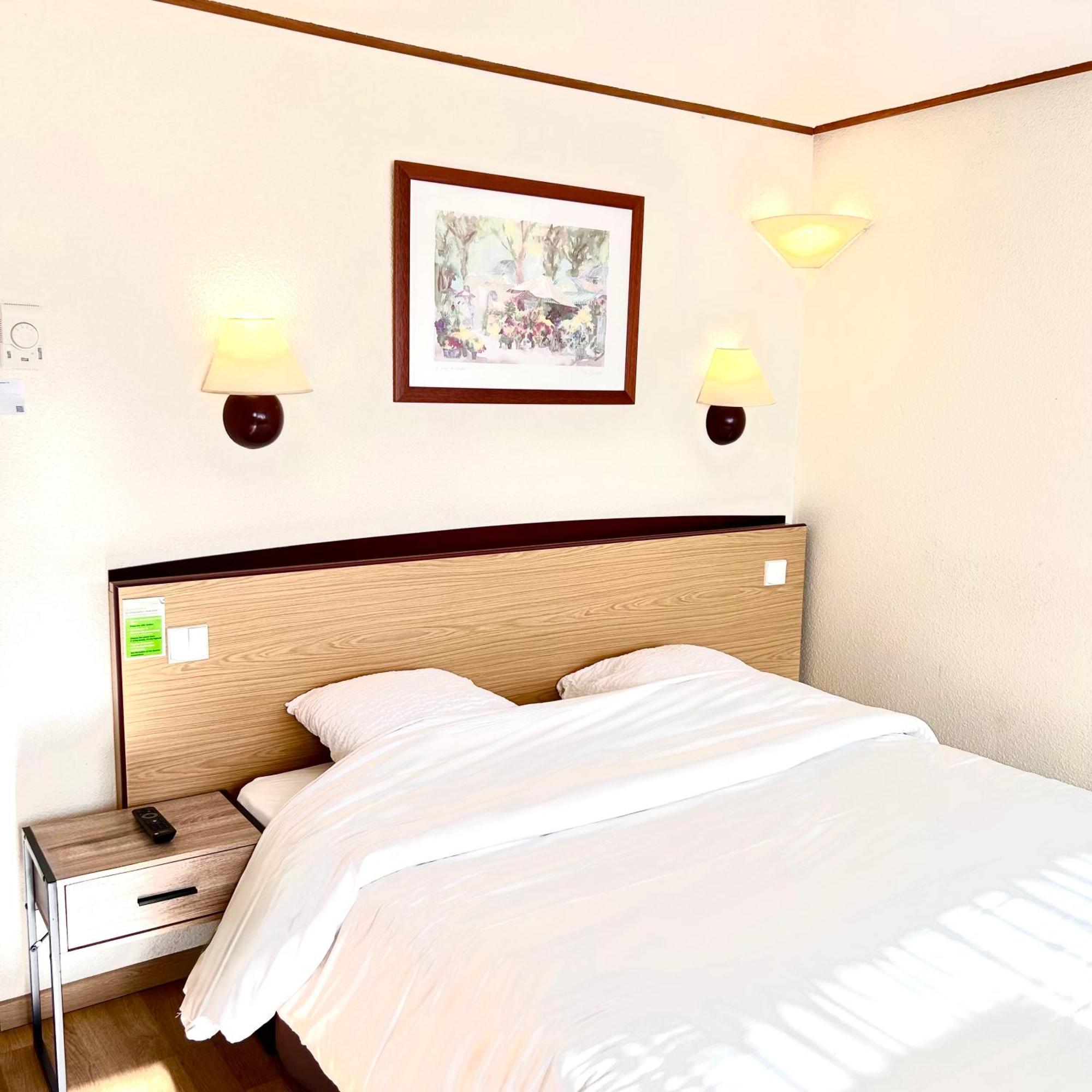 Campanile Marmande Hotell Exteriör bild